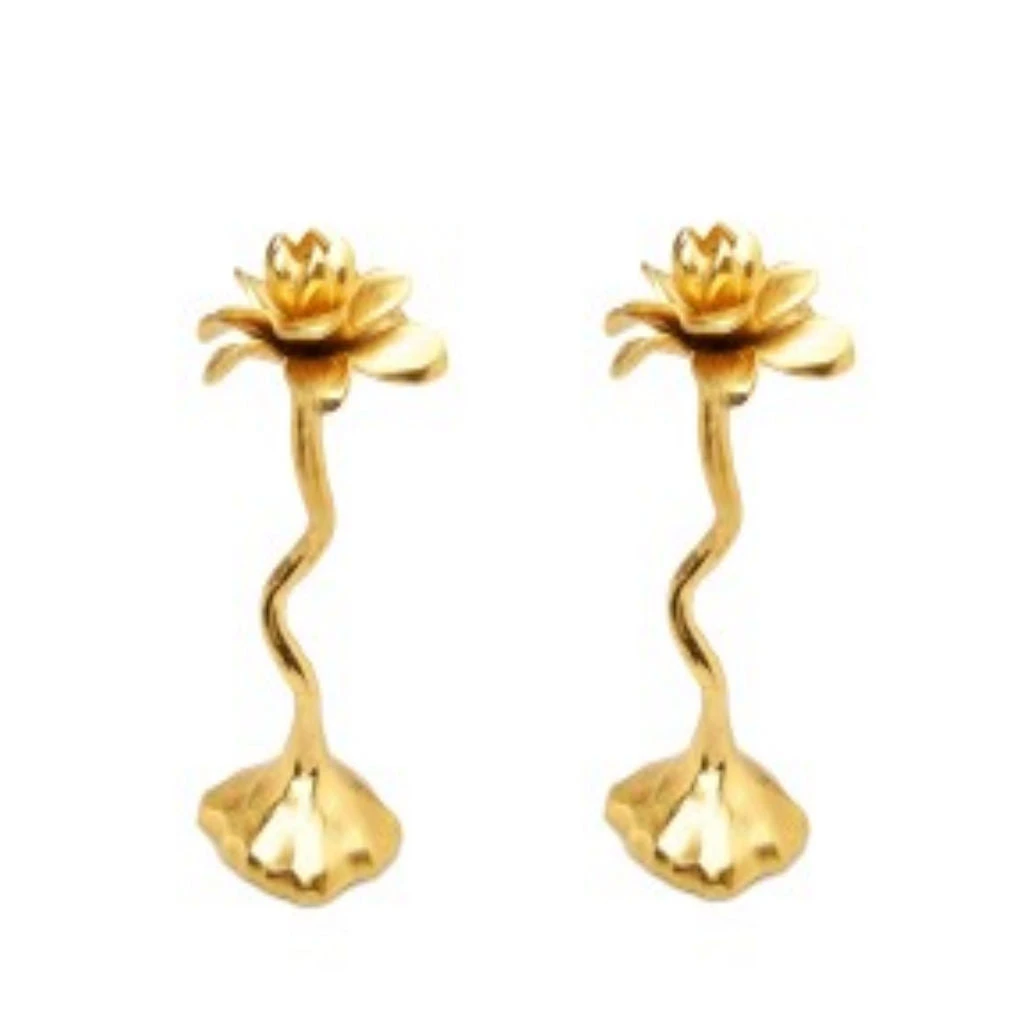 Brass Flower Taper Candle Holder 5 Brass Flower Taper Candle Holder - Image 3